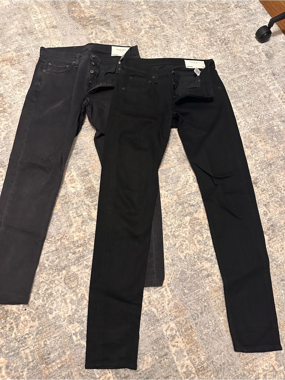 rag & bone Men's Skinny Jeans in Black